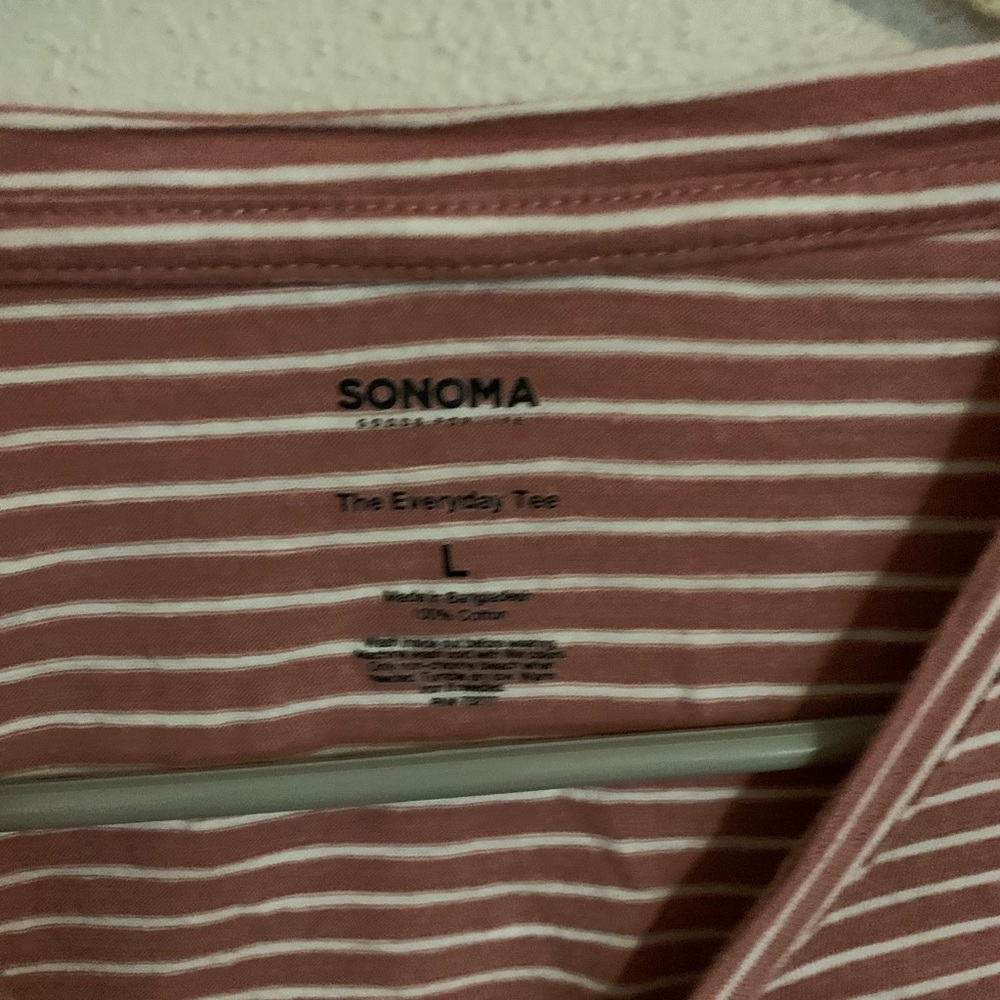 Pink T-Shirt - Picture 2 of 2
